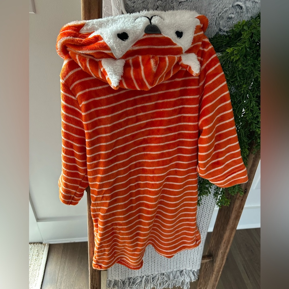EUC Cat & Jack Foxy Robe - Picture 4 of 9
